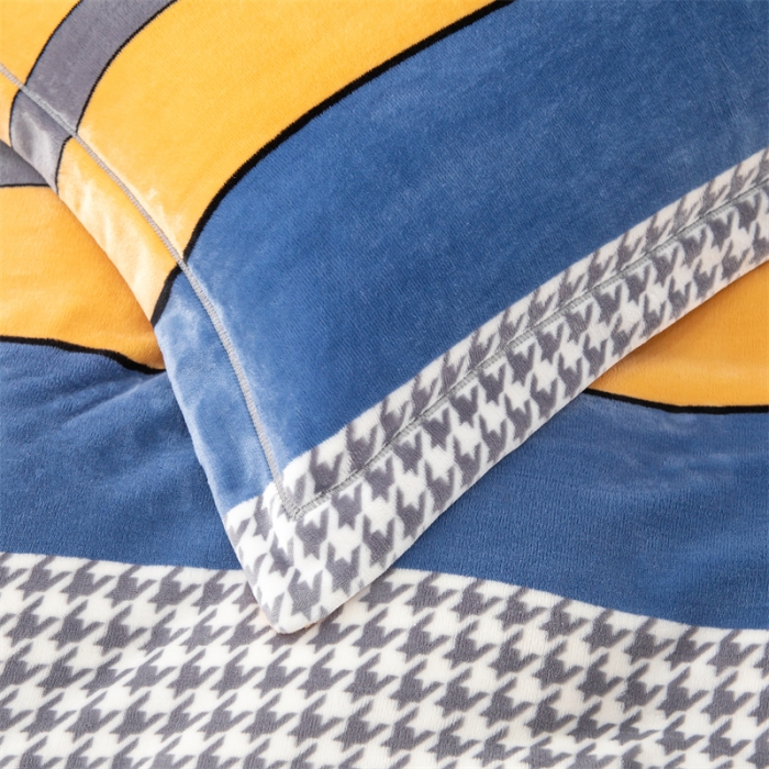 91家纺网 家纺一手货源 找家纺 畅畅 2023新款加厚260克全消光牛奶棉印花臻棉绒四件套 冬日暖阳