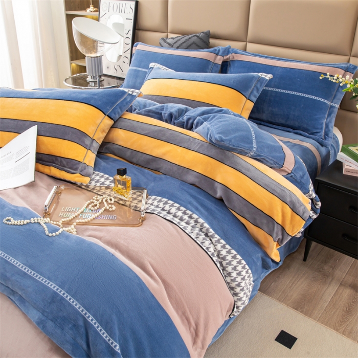 91家纺网 家纺一手货源 找家纺 畅畅 2023新款加厚260克全消光牛奶棉印花臻棉绒四件套 冬日暖阳