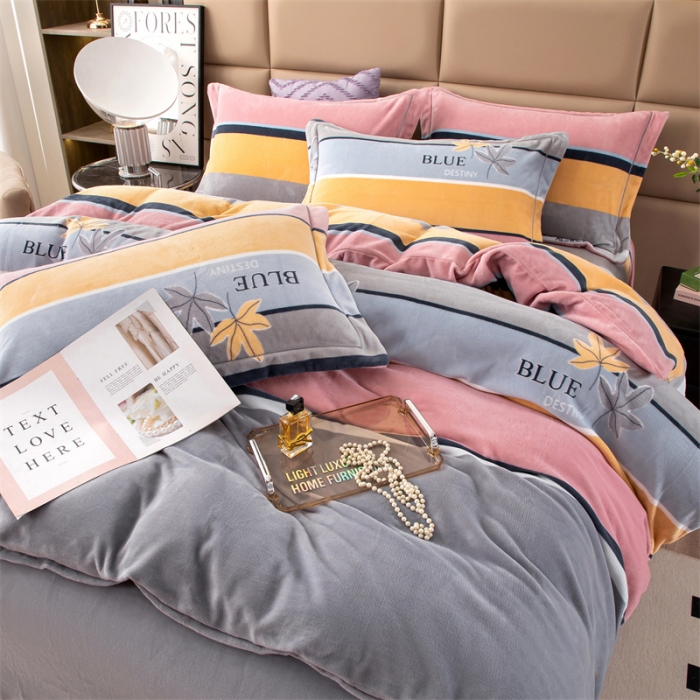 91家纺网 家纺一手货源 找家纺 畅畅 2023新款加厚260克全消光牛奶棉印花臻棉绒四件套 枫叶之恋