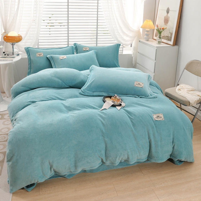 91家纺网 家纺一手货源 找家纺 畅畅 2023新款加厚260克全消光牛奶棉印花臻棉绒四件套 湖水蓝