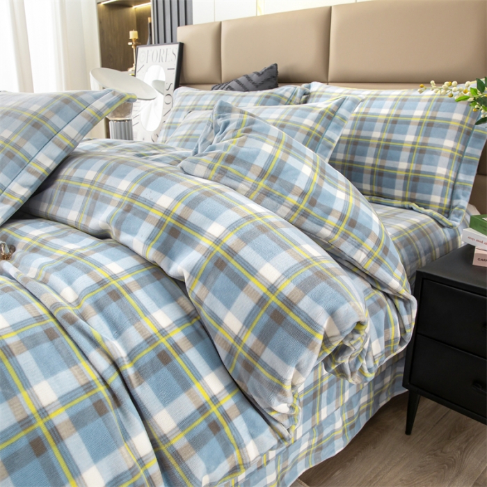 91家纺网 家纺一手货源 找家纺 畅畅 2023新款加厚260克全消光牛奶棉印花臻棉绒四件套 兰小格