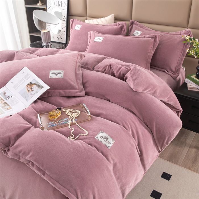 91家纺网 家纺一手货源 找家纺 畅畅 2023新款加厚260克全消光牛奶棉印花臻棉绒四件套 香芋紫