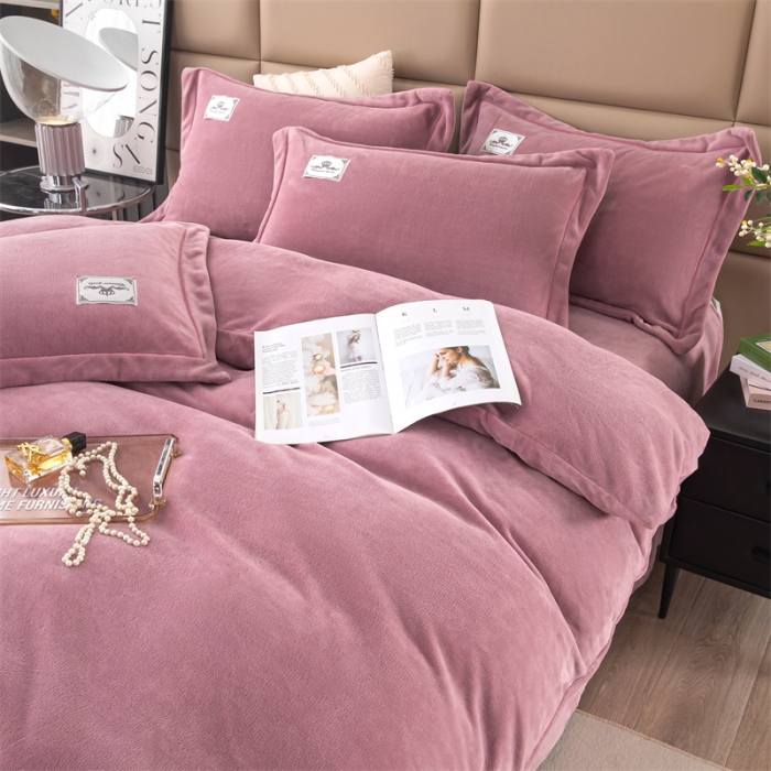 91家纺网 家纺一手货源 找家纺 畅畅 2023新款加厚260克全消光牛奶棉印花臻棉绒四件套 香芋紫