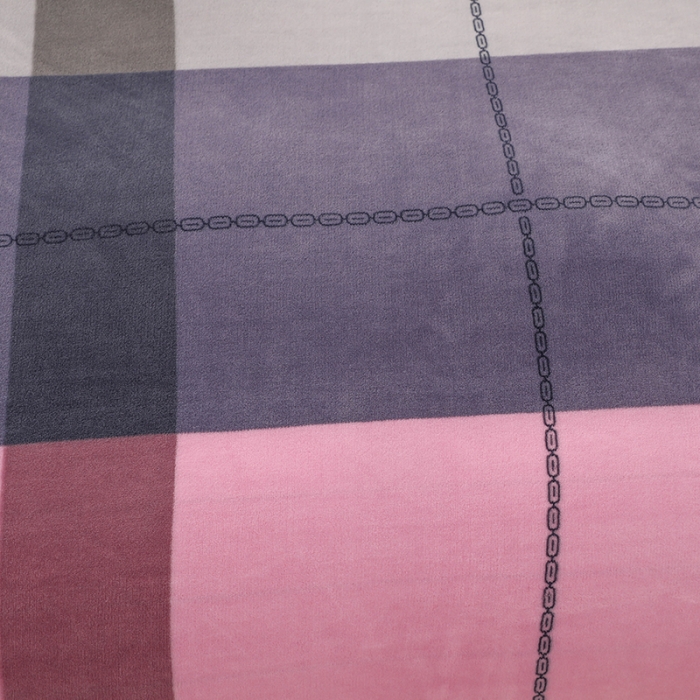 91家纺网 家纺一手货源 找家纺 畅畅 2023新款加厚260克全消光牛奶棉印花臻棉绒四件套 小时光-粉