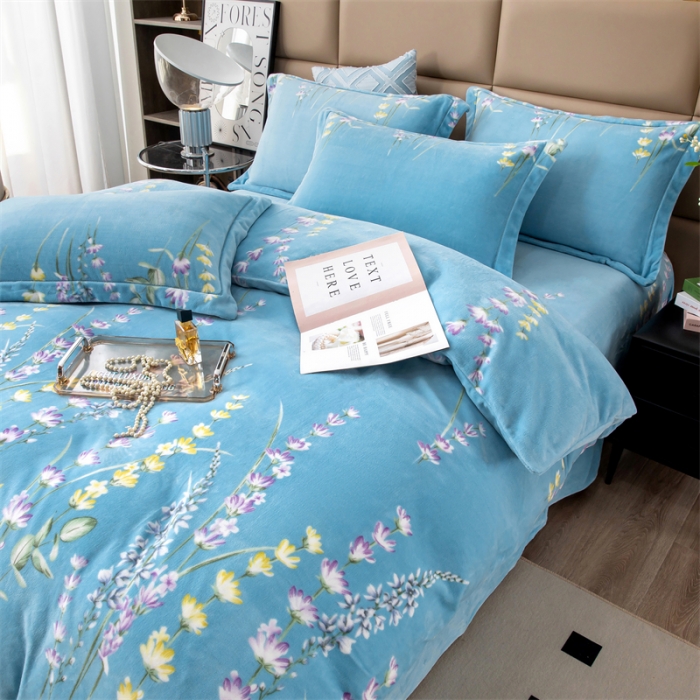 91家纺网 家纺一手货源 找家纺 畅畅 2023新款加厚260克全消光牛奶棉印花臻棉绒四件套 薰衣草兰