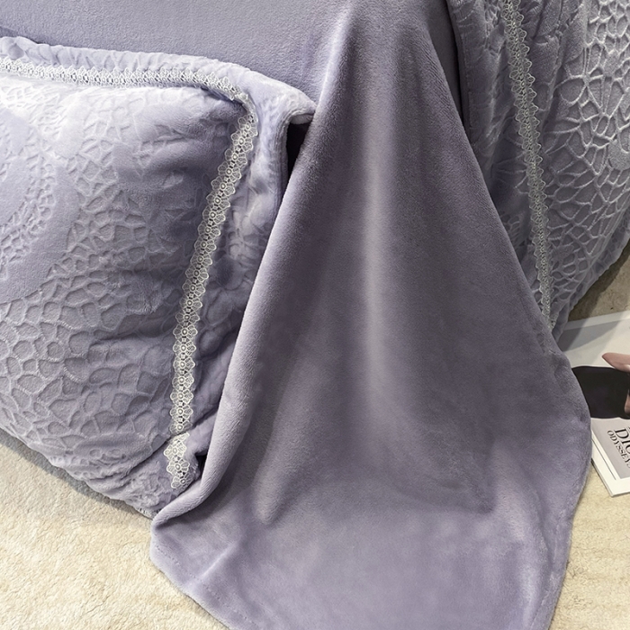 91家纺网 家纺一手货源 找家纺 优悦 2025新款高克重雕花牛奶绒四件套-西西里 西西里-丁香紫