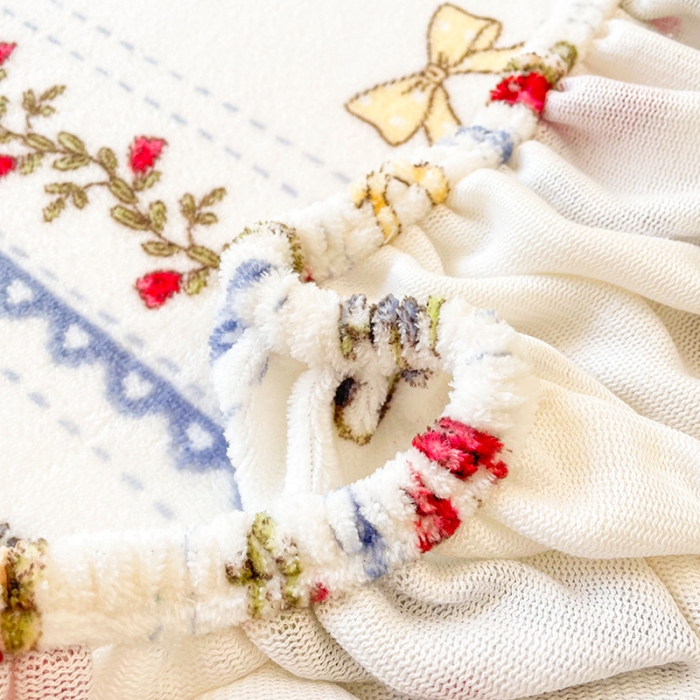 91家纺网 家纺一手货源 找家纺 安哆啦家纺 2024新款高克重牛奶绒印花单床笠 爱丽丝梦游仙境