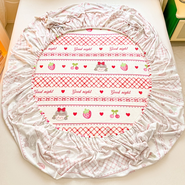 91家纺网 家纺一手货源 找家纺 安哆啦家纺 2024新款高克重牛奶绒印花单床笠 草莓女孩