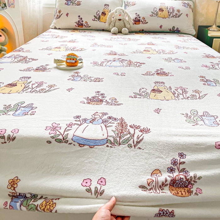 91家纺网 家纺一手货源 找家纺 安哆啦家纺 2024新款高克重牛奶绒印花单床笠 狐狸小姐的花园