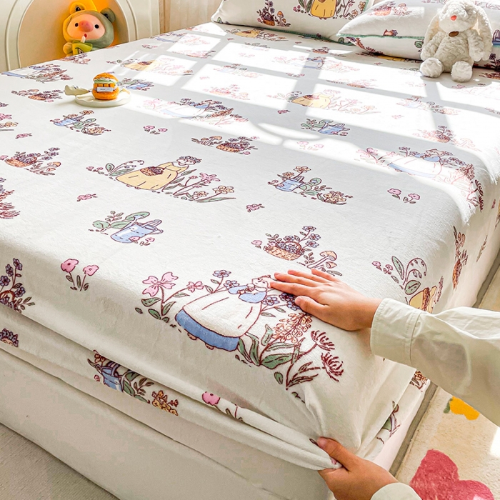 91家纺网 家纺一手货源 找家纺 安哆啦家纺 2024新款高克重牛奶绒印花单床笠 狐狸小姐的花园