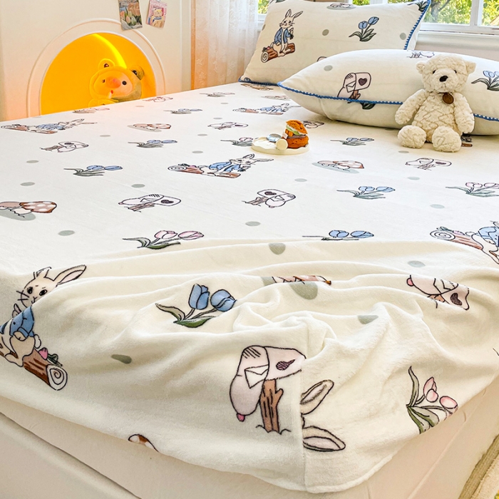 91家纺网 家纺一手货源 找家纺 安哆啦家纺 2024新款高克重牛奶绒印花单床笠 兔八哥