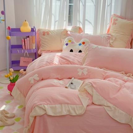 91家纺网 家纺一手货源 找家纺 2023新款牛奶绒花边毛巾绣四件套 蝴蝶结-粉