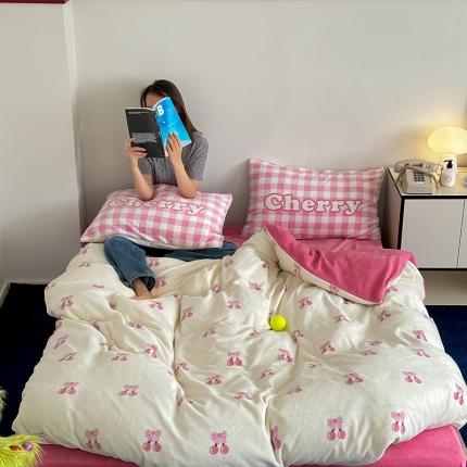 （总）昔可 2023新款大版印花枕套牛奶绒系列四件套-模特图