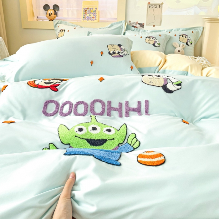 91家纺网 家纺一手货源 找家纺 （总）娜娜 2023新款水洗磨毛毛巾绣四件套-胡迪和巴斯