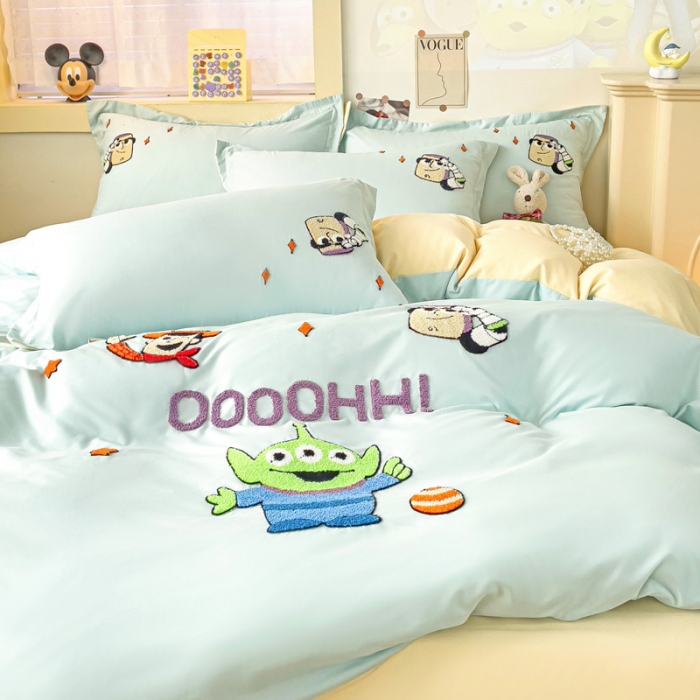 91家纺网 家纺一手货源 找家纺 （总）娜娜 2023新款水洗磨毛毛巾绣四件套-胡迪和巴斯