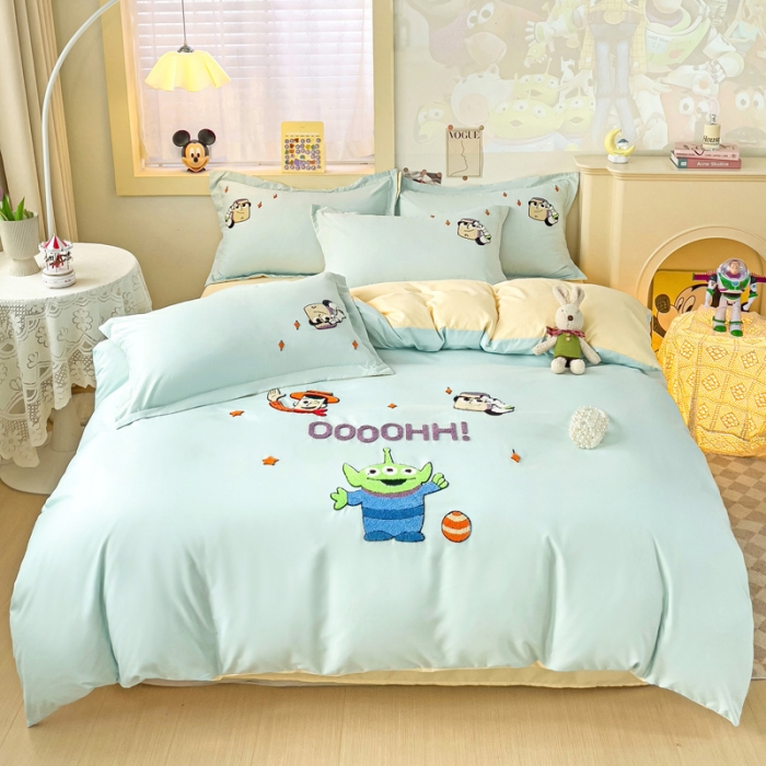 91家纺网 家纺一手货源 找家纺 娜娜 2023新款水洗磨毛毛巾绣四件套 胡迪和巴斯繁星蓝+黄