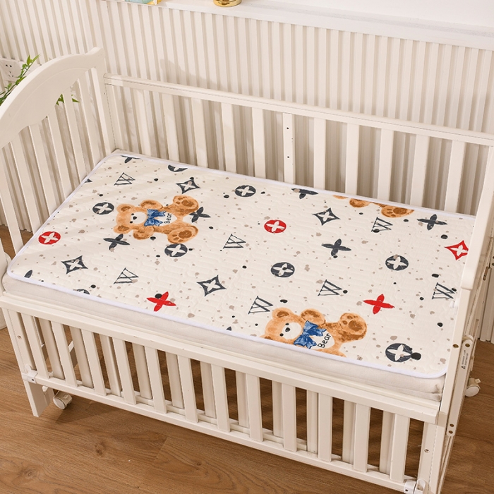 91家纺网 家纺一手货源 找家纺 恋绒 2023新款全棉护理垫防水隔尿垫姨妈垫床盖 潮流小熊