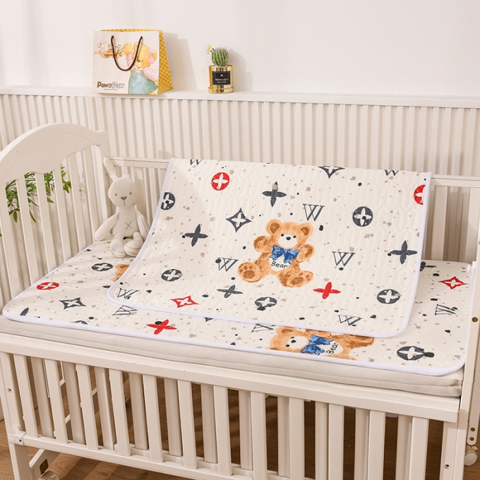 91家纺网 家纺一手货源 找家纺 恋绒 2023新款全棉护理垫防水隔尿垫姨妈垫床盖 潮流小熊