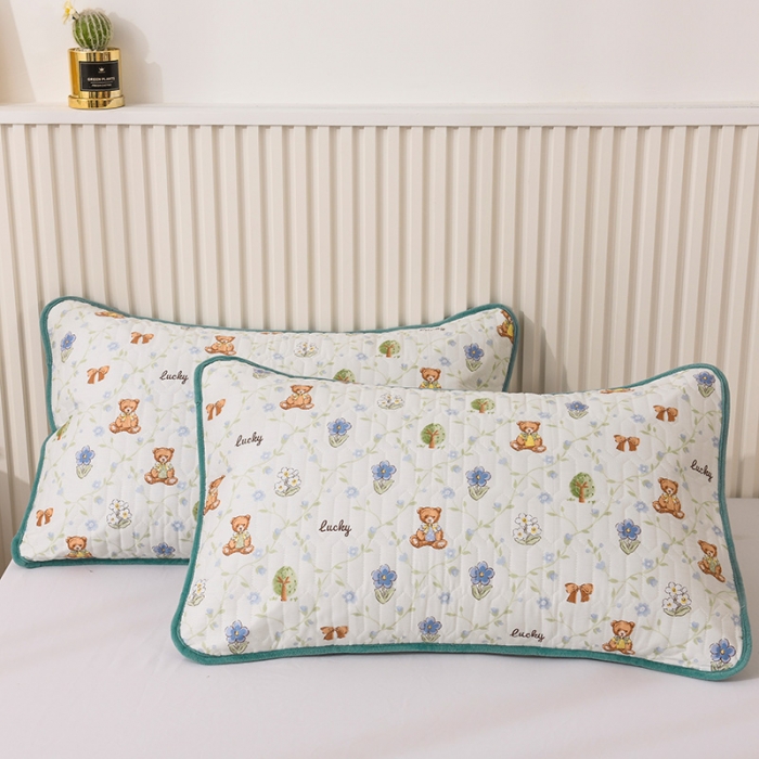 91家纺网 家纺一手货源 找家纺 恋绒 2023新款全棉护理垫防水隔尿垫姨妈垫床盖 丛林小熊