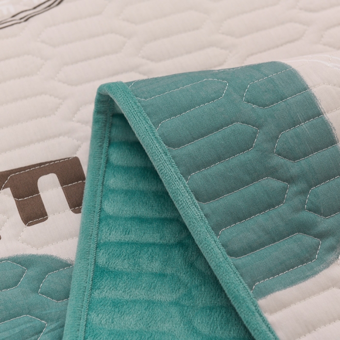 91家纺网 家纺一手货源 找家纺 恋绒 2023新款全棉护理垫防水隔尿垫姨妈垫床盖 玩转色块