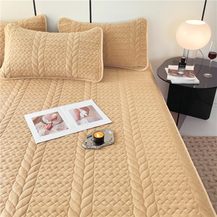 91家纺网 家纺一手货源 找家纺 梦舒羽 2025新款牛奶绒夹棉轻奢枕套枕芯套枕头套 轻奢-奶昔咖