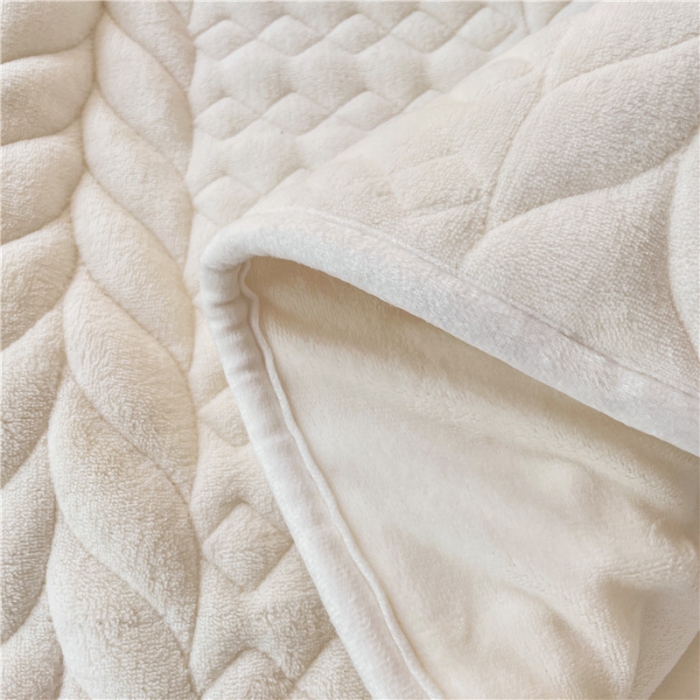 91家纺网 家纺一手货源 找家纺 梦舒羽 2025新款牛奶绒夹棉轻奢枕套枕芯套枕头套 轻奢-象牙白