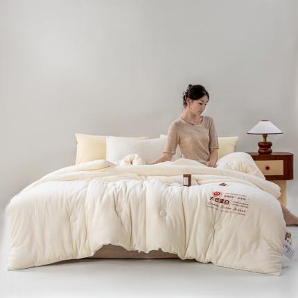 91家纺网 家纺一手货源 找家纺 柏薇 2023新款全棉面料李官奇抗菌大豆(包检测)冬被