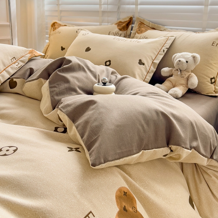 91家纺网 家纺一手货源 找家纺 暖芯优选 2025新款小清新印花全棉磨毛四件套 登威熊