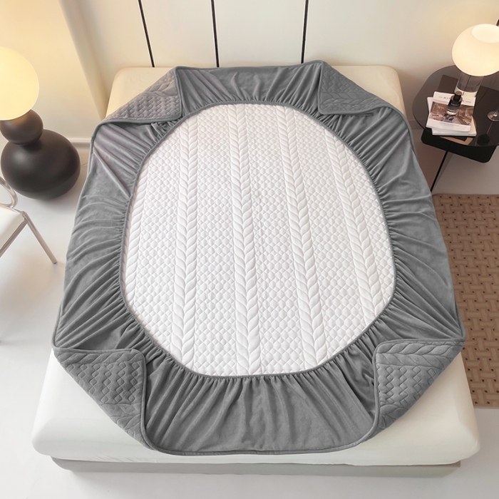 91家纺网 家纺一手货源 找家纺 梦舒羽 2025牛奶绒轻奢夹棉床笠三件套床盖床罩床护垫床垫保护罩 轻奢-星辰灰