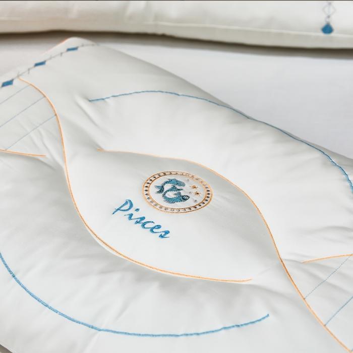 91家纺网 家纺一手货源 找家纺 2023新款 生活需要仪式感 丝滑柔顺感护颈枕头