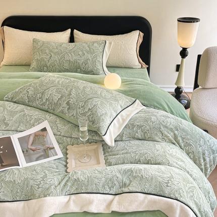 91家纺网 家纺一手货源 找家纺 静家居 2024宽边浮雕绒提花牛奶绒四件套 布鲁斯米白