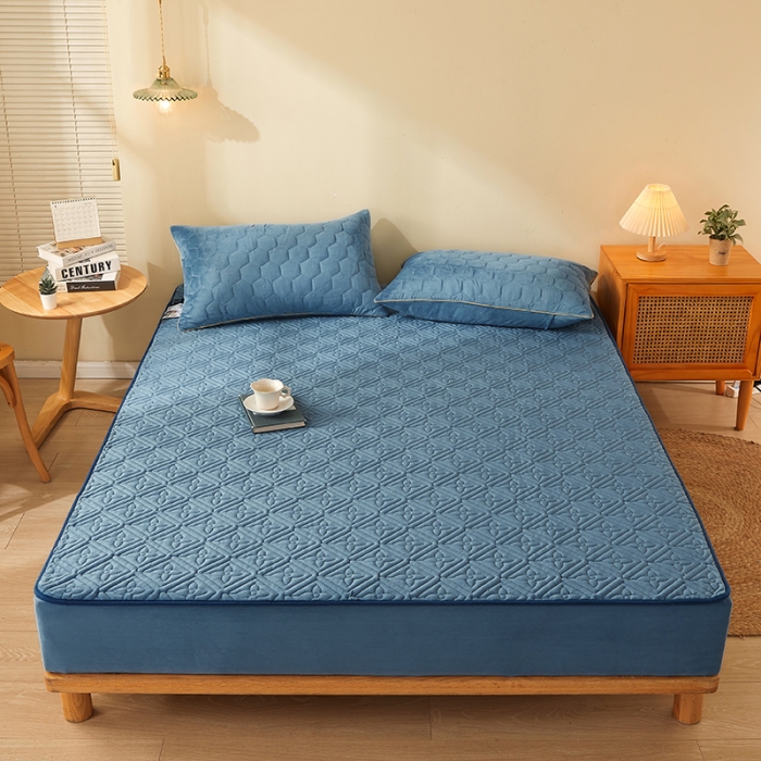 91家纺网 家纺一手货源 找家纺 胜权家纺 2023新款纯色牛奶水晶绒夹棉床笠-星辰 星辰-雾蓝