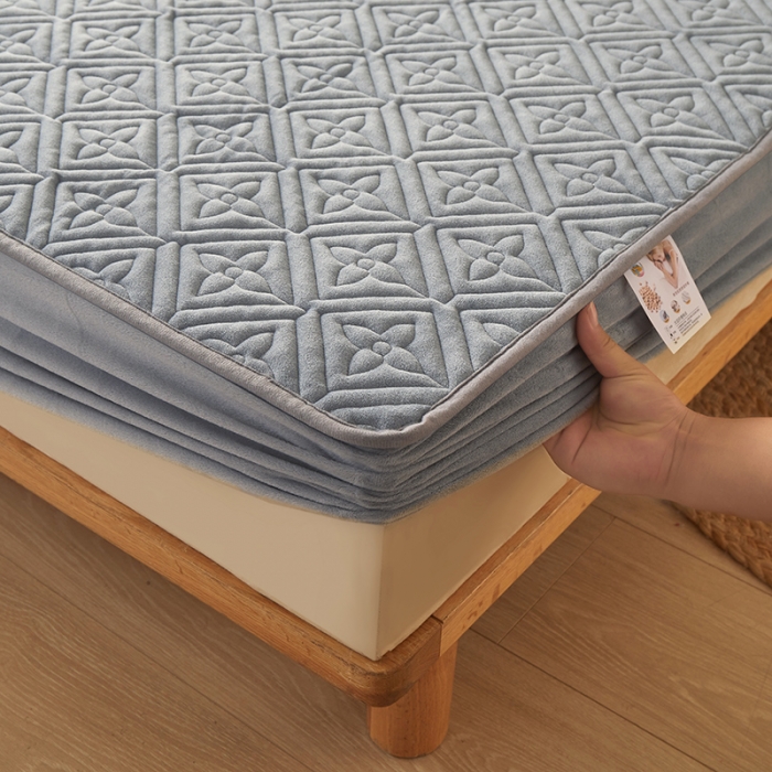 91家纺网 家纺一手货源 找家纺 胜权家纺 2023新款纯色牛奶水晶绒夹棉床笠-星辰 星辰-烟灰