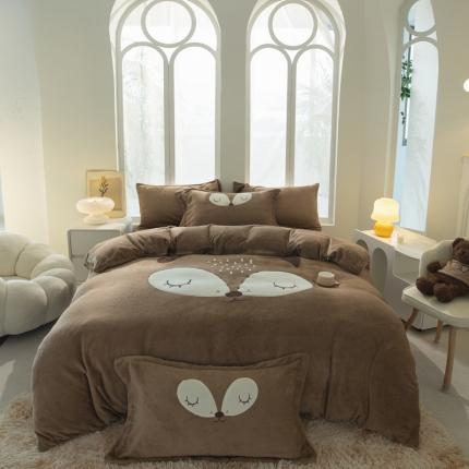 91家纺网 家纺一手货源 找家纺 （总）塔塔家居 2025新款高克牛奶绒贴布绣四件套