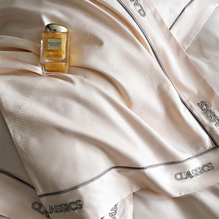 91家纺网 家纺一手货源 找家纺 新款100支长绒棉提花拼角刺绣套件