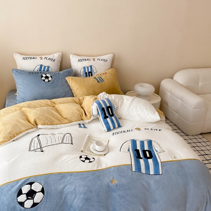 91家纺网 家纺一手货源 找家纺 （总）星野 2023新款高克重牛奶绒贴布绣四件套-致敬球王