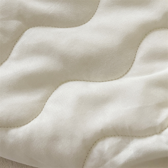 91家纺网 家纺一手货源 找家纺 三味舒屋 2024新款230g牛奶绒夹棉床笠 水波芥末绿