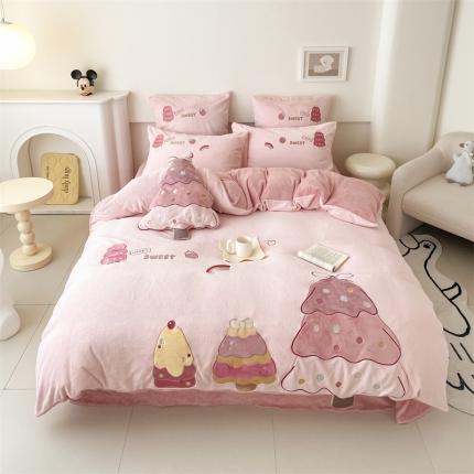 91家纺网 家纺一手货源 找家纺 （总）西西家居 2023新款正宗230g全消光牛奶绒四件套-甜心小树