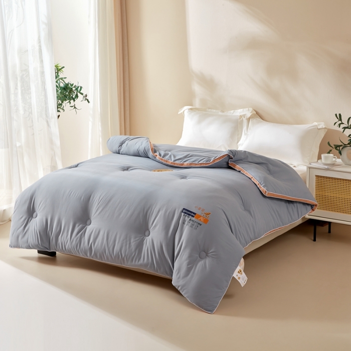 91家纺网 家纺一手货源 找家纺 暖芯优选 2023新款纯色大豆被冬被冬天被子加厚 时尚灰