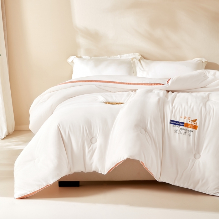 91家纺网 家纺一手货源 找家纺 暖芯优选 2023新款纯色大豆被冬被冬天被子加厚 云朵白