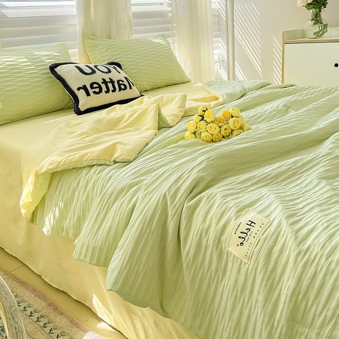 91家纺网 家纺一手货源 找家纺 暖芯优选 2023新款韩版泡泡纱水洗棉拼色床单夏被四件套 芥末绿