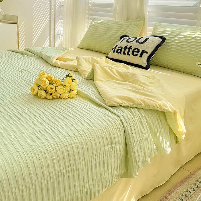 91家纺网 家纺一手货源 找家纺 暖芯优选 2023新款韩版泡泡纱水洗棉拼色床单夏被四件套 芥末绿