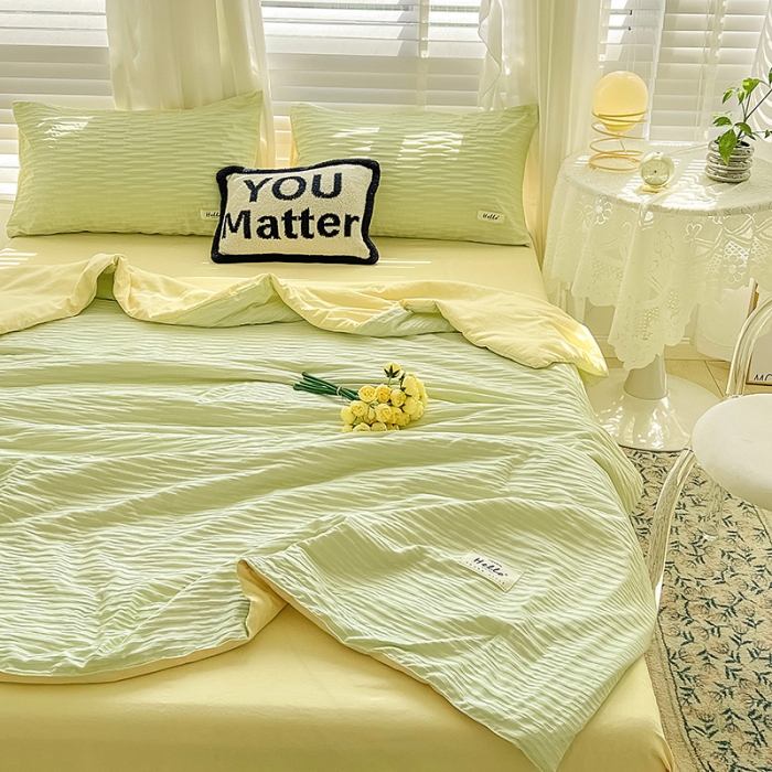 91家纺网 家纺一手货源 找家纺 暖芯优选 2023新款韩版泡泡纱水洗棉拼色床单夏被四件套 芥末绿