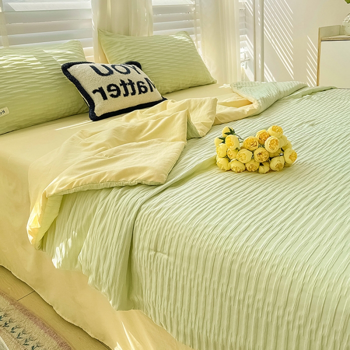 91家纺网 家纺一手货源 找家纺 暖芯优选 2023新款韩版泡泡纱水洗棉拼色床单夏被四件套 芥末绿