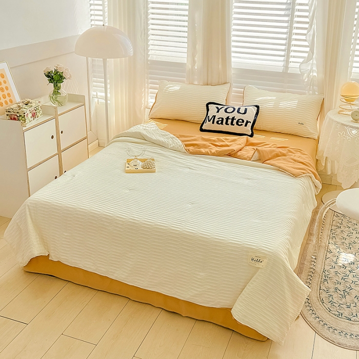 91家纺网 家纺一手货源 找家纺 暖芯优选 2023新款韩版泡泡纱水洗棉拼色床单夏被四件套 米白橙