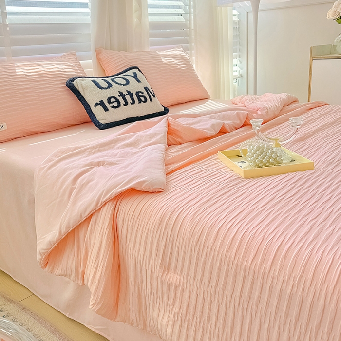 91家纺网 家纺一手货源 找家纺 暖芯优选 2023新款韩版泡泡纱水洗棉拼色床单夏被四件套 樱花粉