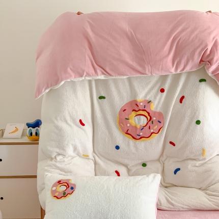 91家纺网 家纺一手货源 找家纺 （总）桃子家居 2023新款A类高克重毛巾绣刺绣米粒美丽绒牛奶绒四件套