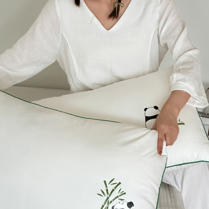 91家纺网 家纺一手货源 找家纺 （总）伟邦枕芯 新款熊猫舒软枕