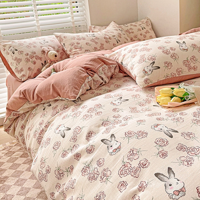 91家纺网 家纺一手货源 找家纺 暖芯优选2023新款超柔有氧小竺提花棉双层纱学生四件套 花与兔