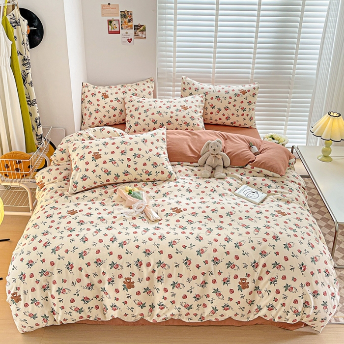 91家纺网 家纺一手货源 找家纺 暖芯优选2023新款超柔有氧小竺提花棉双层纱学生四件套 玫瑰小熊